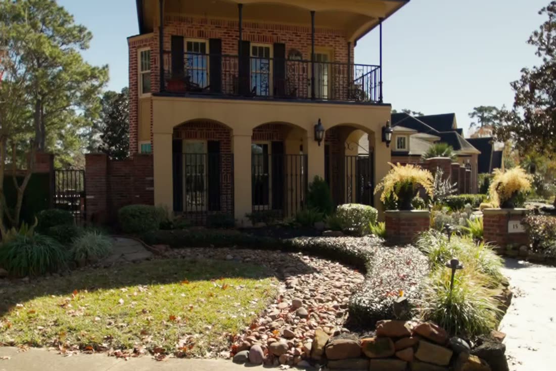 Real estate listing exterior in Houston